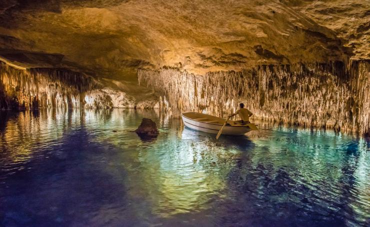 THE MOST SPECTACULAR CAVES OF MALLORCA